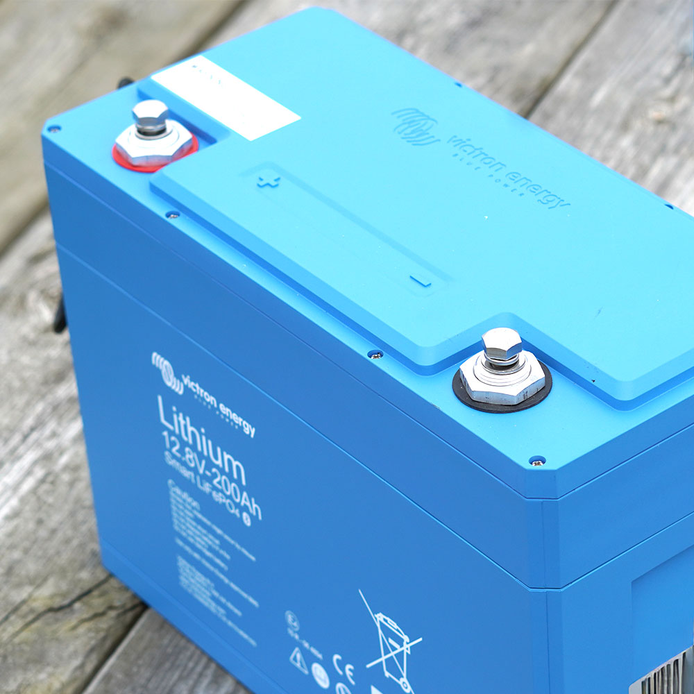 Batería de Litio LiFePO4 12.8V 200Ah Smart Victron Energy